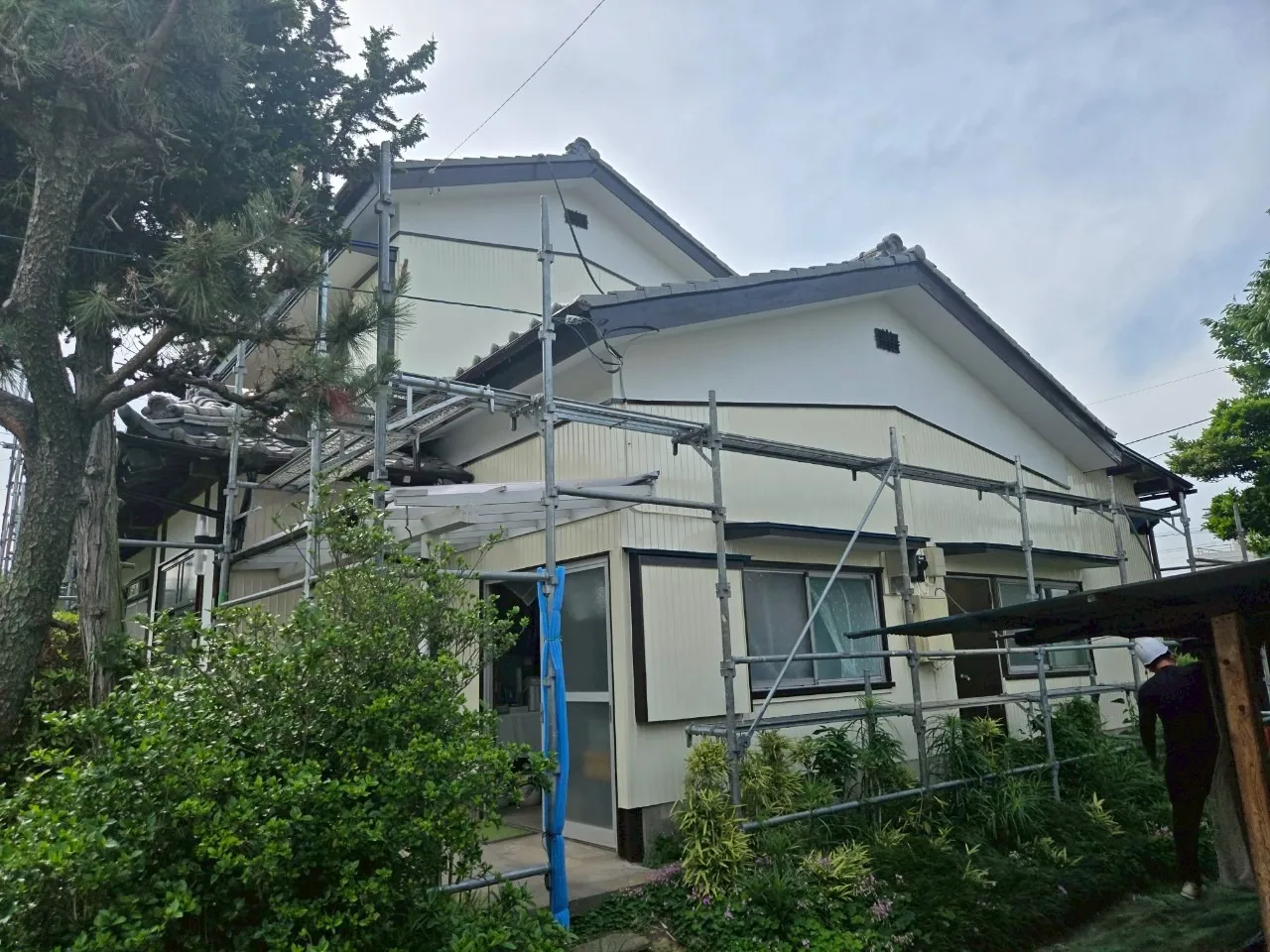 【吉見町|一軒家】築50年住宅が蘇る外壁塗装